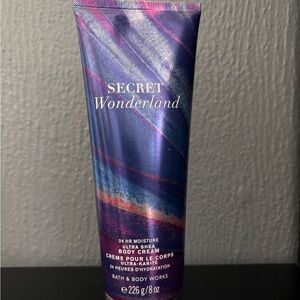Secret Wonderland Body Cream